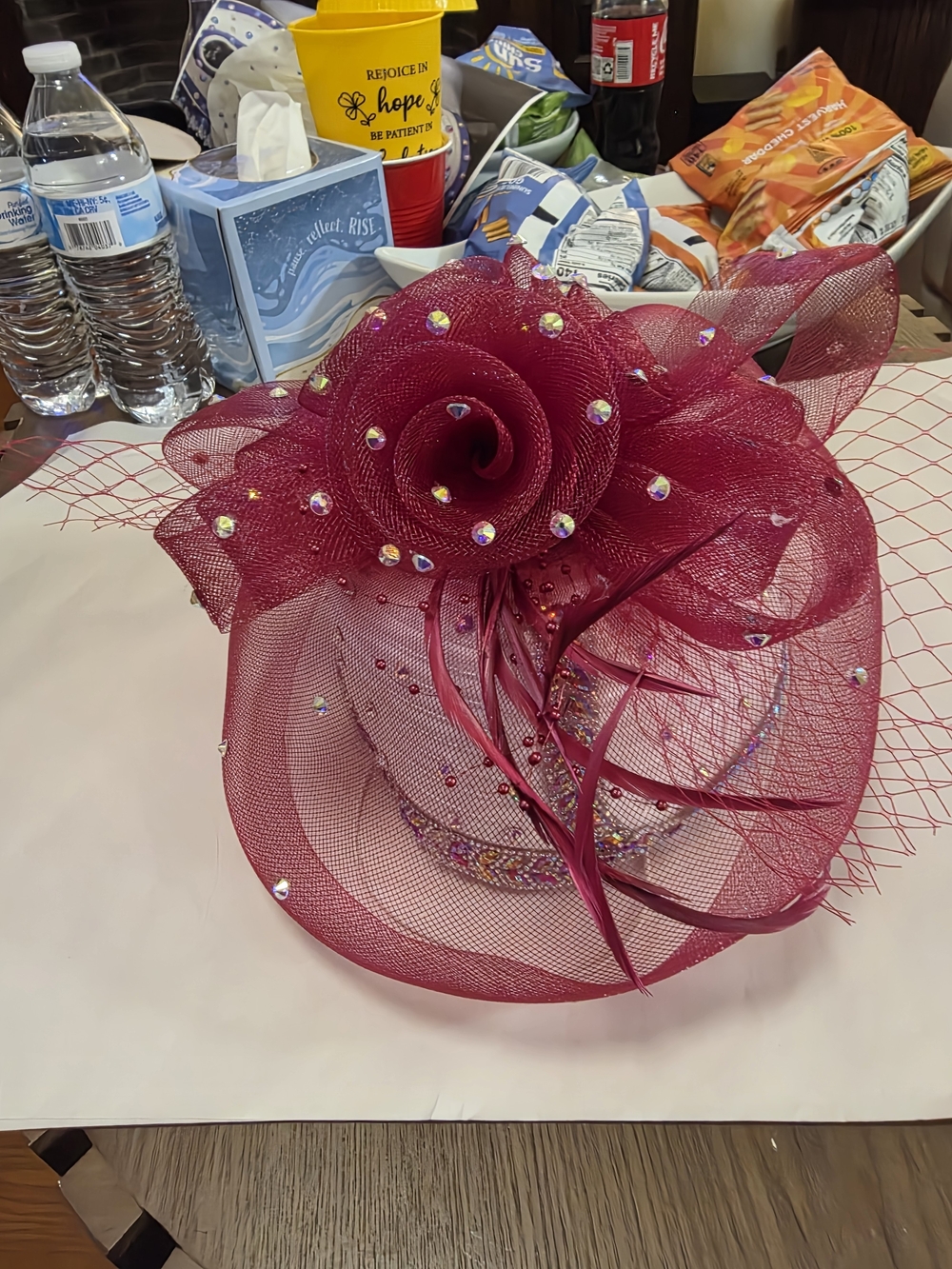 Elegant Women's Pillbox Hat-Design Burg Color